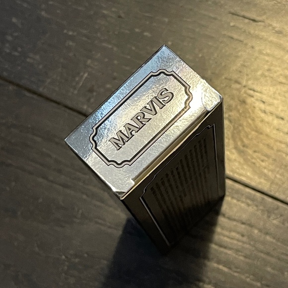 MARVIS Smokers Whitening Mint Full Size 75ml Toothpaste Arctic Shiver Cool Mint - Picture 7 of 7